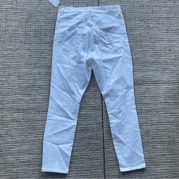 Good American Jeans - Picture 2 of 10